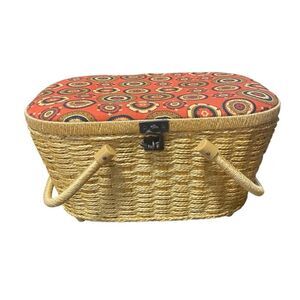 Vintage Sewing Basket With Lid & Handle Woven Straw & Fabric Retro Pattern Inclu